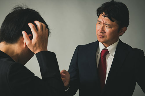 会社でモラハラを受けた！ 相談先は？ 訴えて損害賠償請求できる？