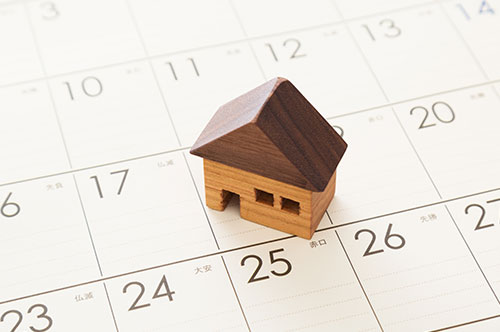 工期遅れの責任はどこにある？ 違約金や契約解除は請求できるのか