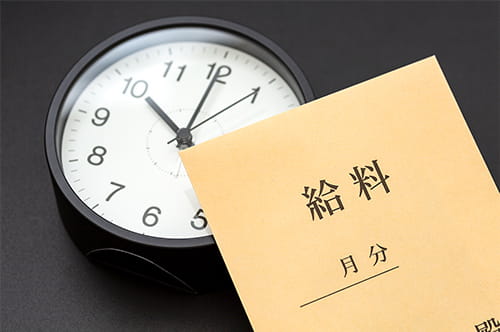 残業代未払いで労基は動く？ できること・できないこと。弁護士との違いは？