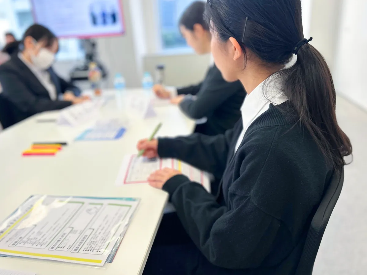 27年卒パラリーガル志望者対象『債務整理部 インターンシップ』の様子