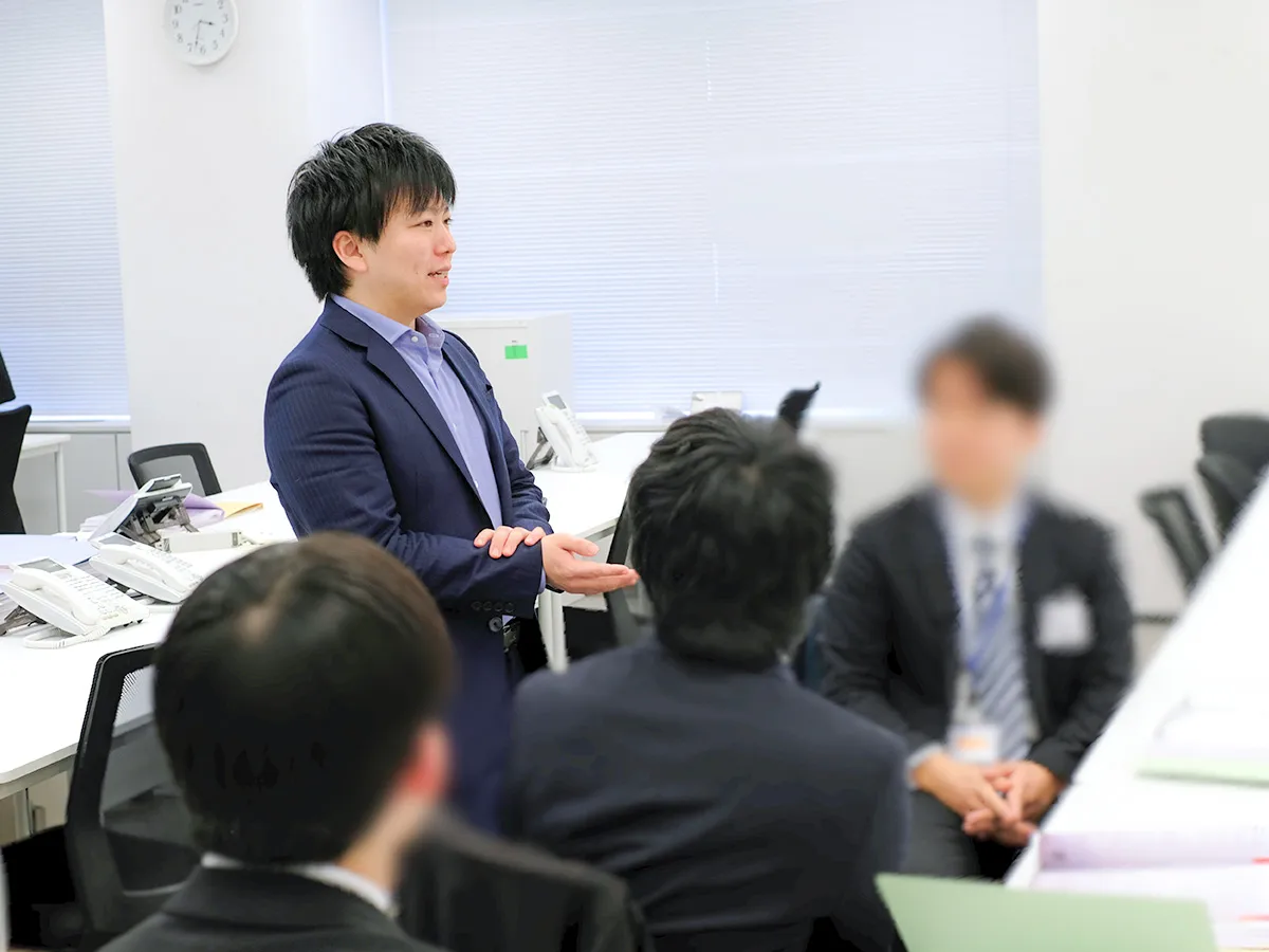 79期司法修習予定者向けのクラークの様子