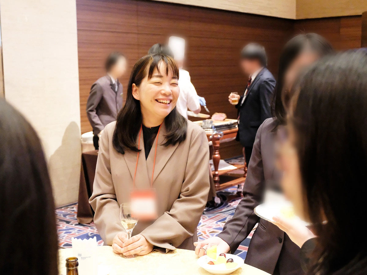 79期修習生向け立食座談会の様子