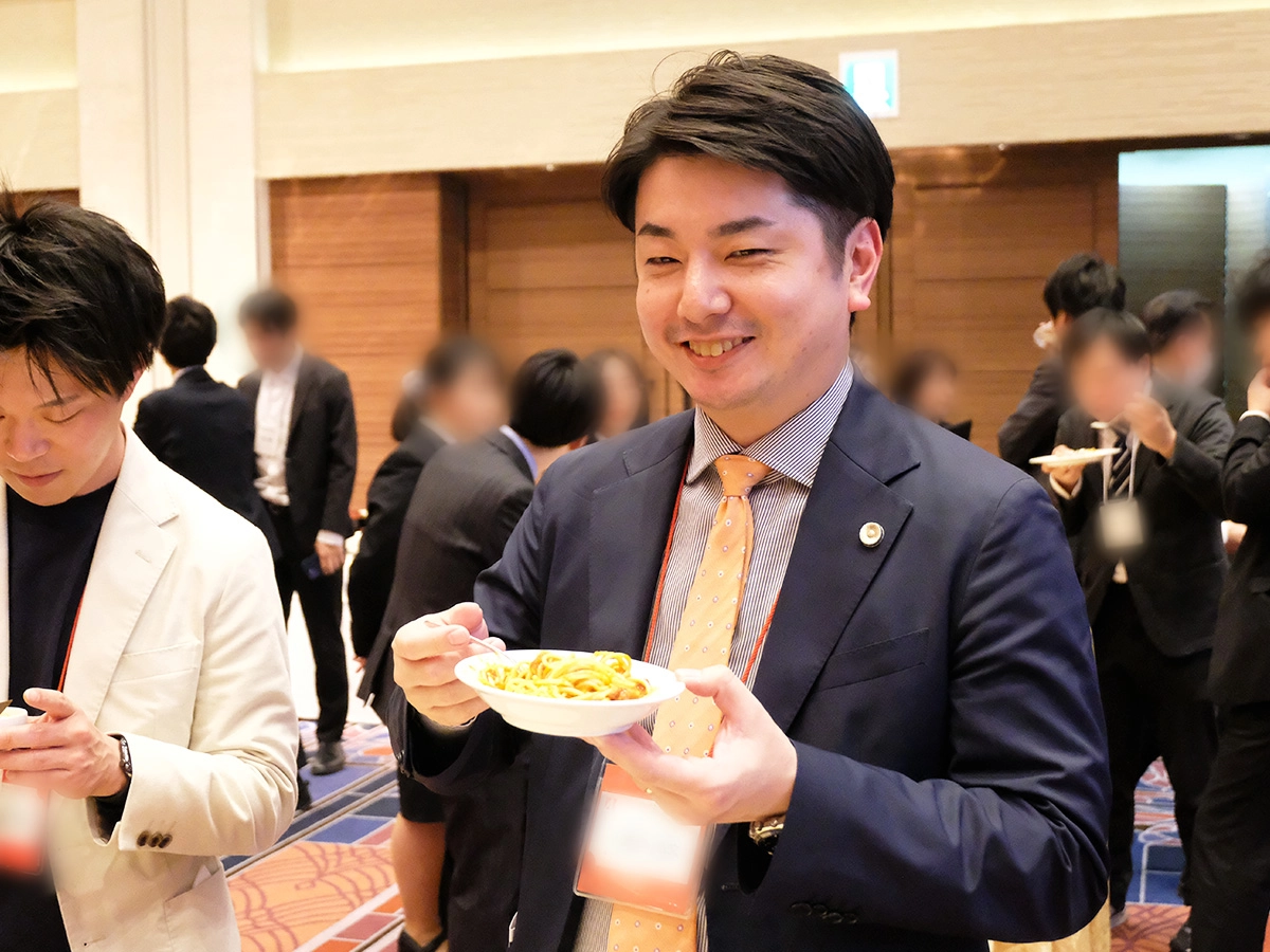 79期修習生向け立食座談会の様子