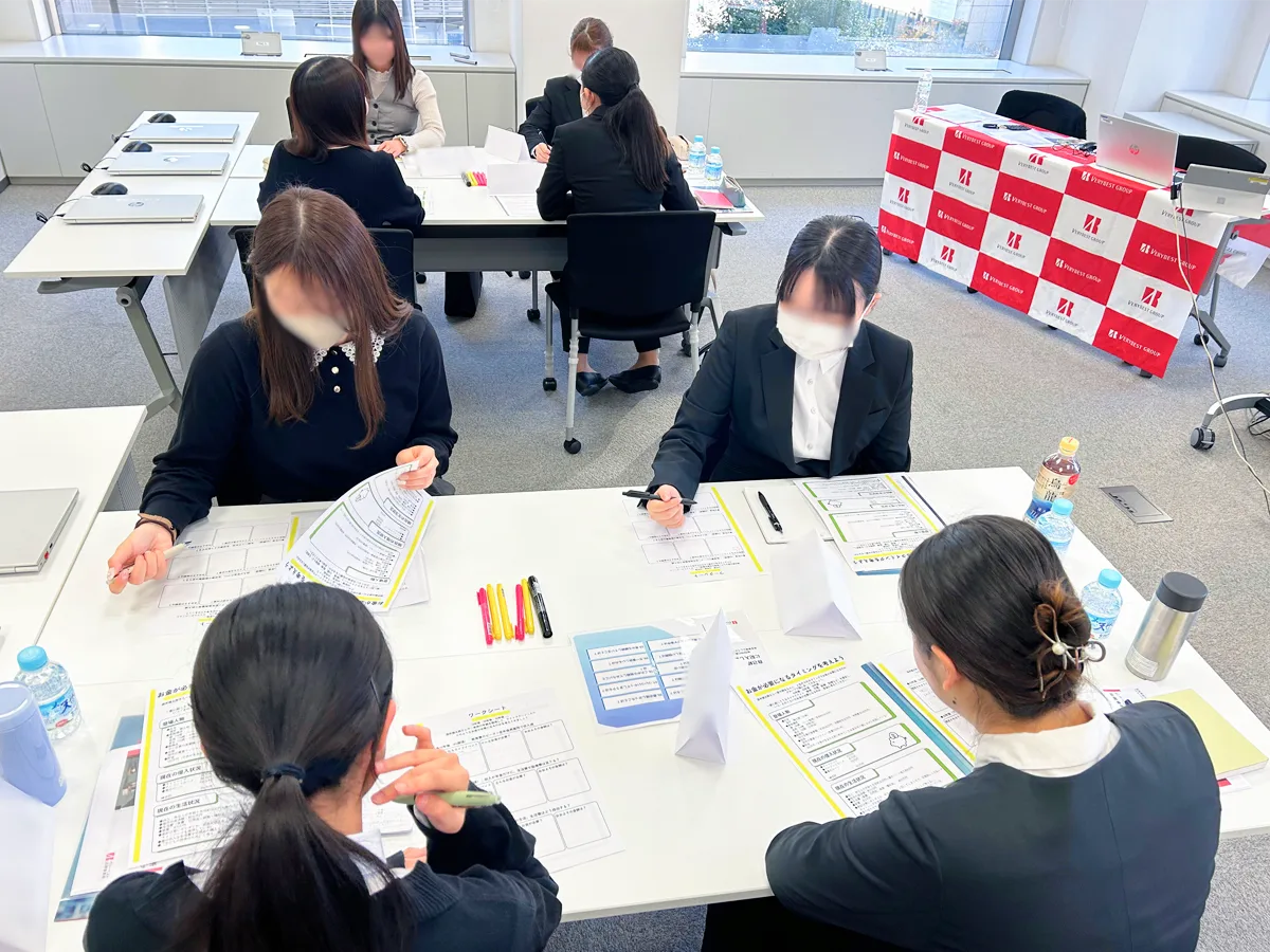 27年卒パラリーガル志望者対象『債務整理部 インターンシップ』の様子