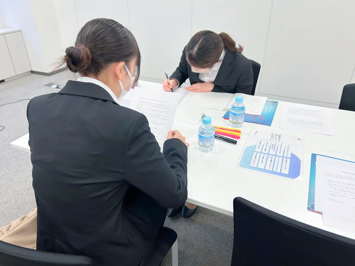 27年卒パラリーガル志望者対象『一般個人法務部 インターンシップ』の様子